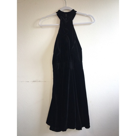 The Angels Forever Dress - Picture 4 of 4